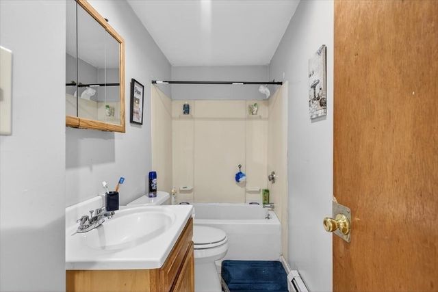 12 Reynolds St, New Bedford, MA 02740