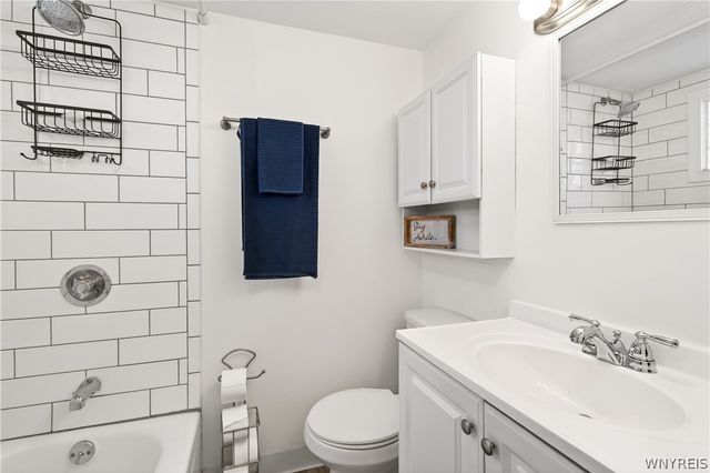 440 West Utica Street S, Buffalo, NY 14213