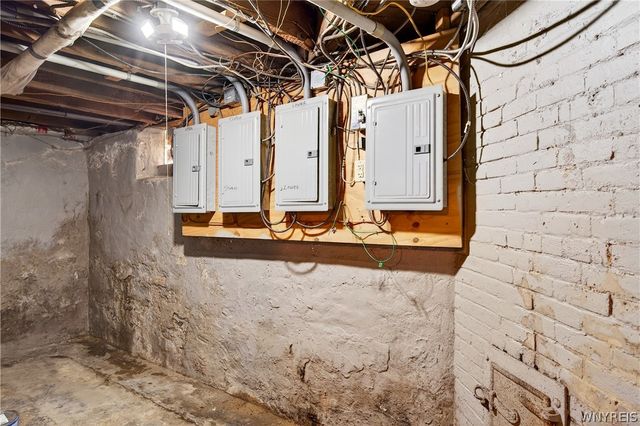 440 West Utica Street S, Buffalo, NY 14213