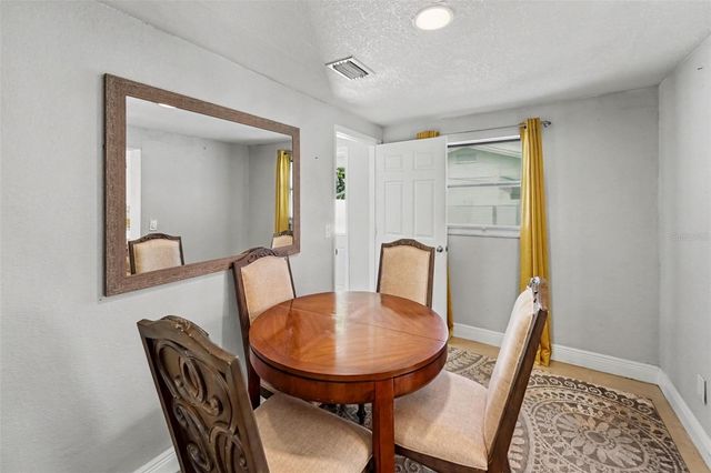 8911 113TH STREET, Seminole, FL 33772