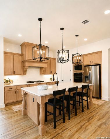 1911 PRIVET RD, New Braunfels, TX 78132