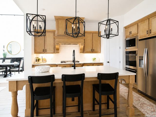 1911 PRIVET RD, New Braunfels, TX 78132