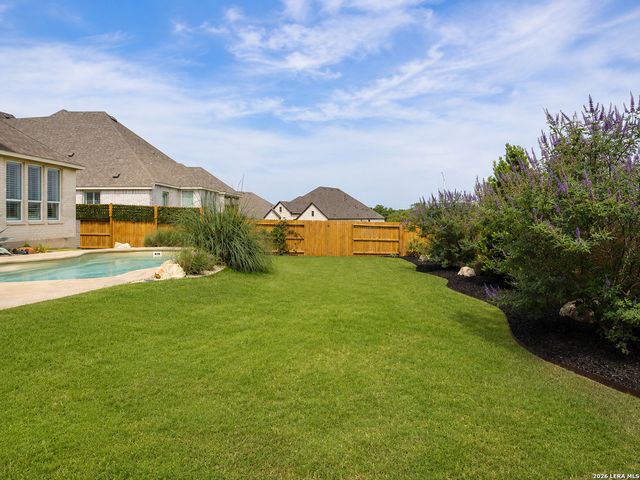 1911 PRIVET RD, New Braunfels, TX 78132