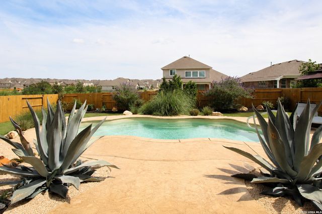 1911 PRIVET RD, New Braunfels, TX 78132