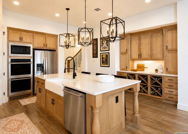 1911 PRIVET RD, New Braunfels, TX 78132