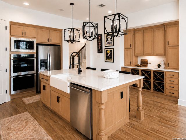 1911 PRIVET RD, New Braunfels, TX 78132