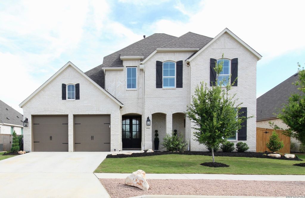 1911 PRIVET RD, New Braunfels, TX 78132
