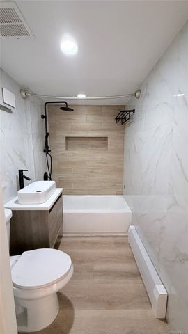 8371 116th Street 5A, Kew Gardens, NY 11418