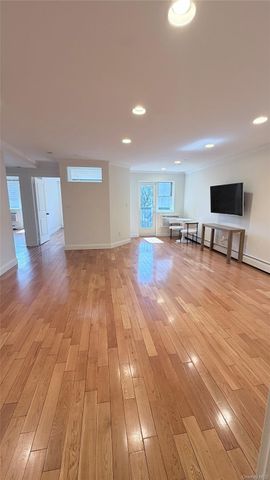 8371 116th Street 5A, Kew Gardens, NY 11418