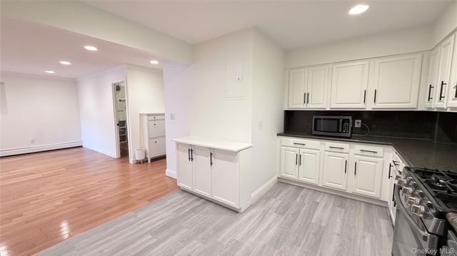 8371 116th Street 5A, Kew Gardens, NY 11418