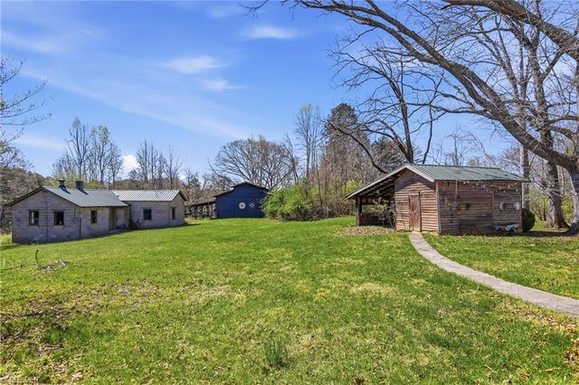 6071 NC Highway 89 W, Westfield, NC 27053