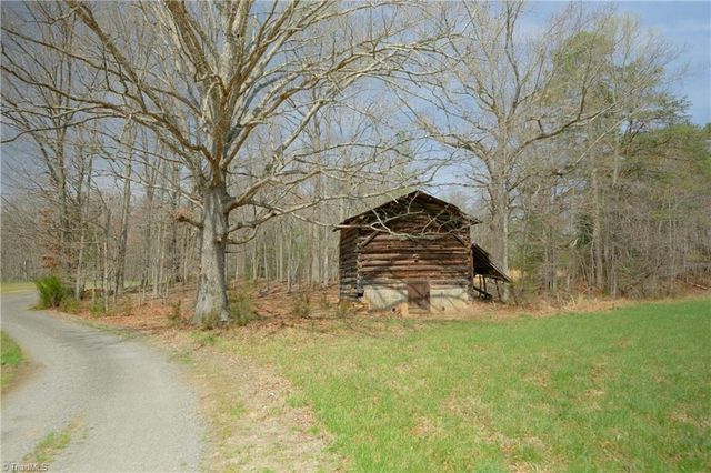 6071 NC Highway 89 W, Westfield, NC 27053