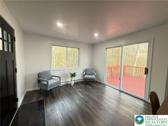 235 Stafford Drive, Lehman Twp, PA 18324