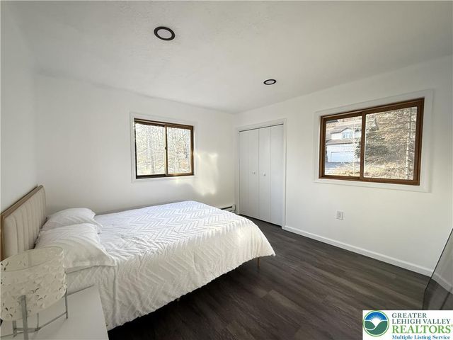 235 Stafford Drive, Lehman Twp, PA 18324