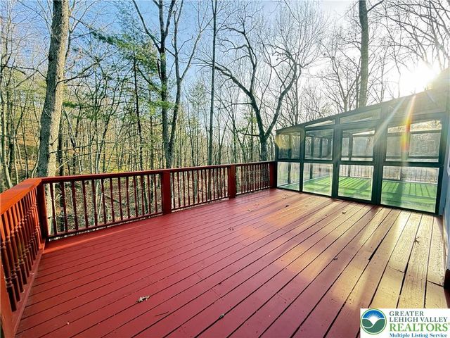 235 Stafford Drive, Lehman Twp, PA 18324