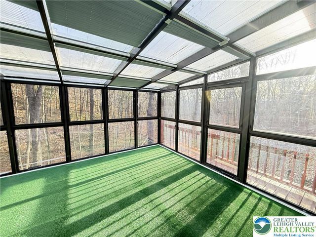 235 Stafford Drive, Lehman Twp, PA 18324