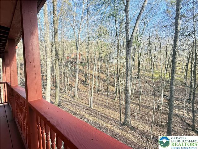 235 Stafford Drive, Lehman Twp, PA 18324