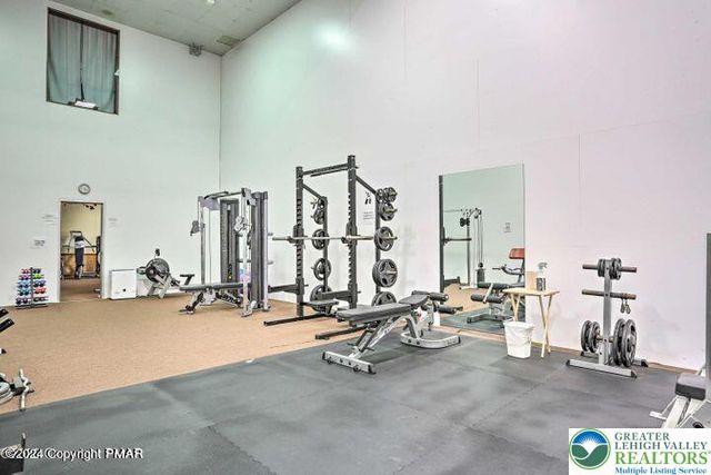 235 Stafford Drive, Lehman Twp, PA 18324