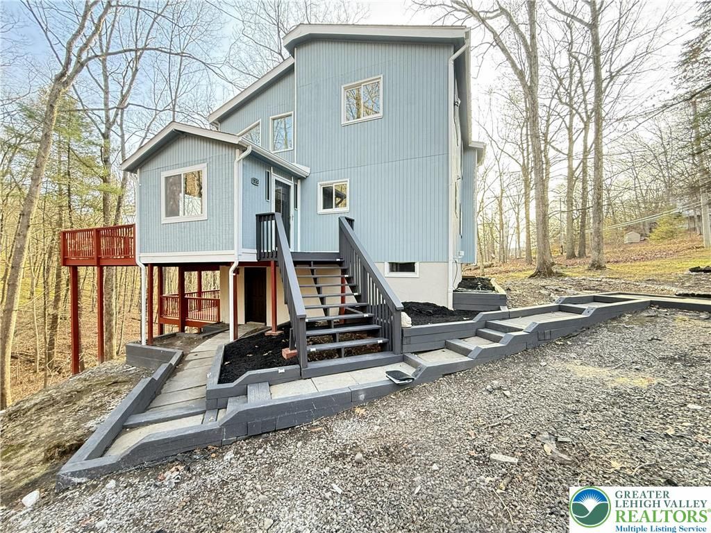 235 Stafford Drive, Lehman Twp, PA 18324