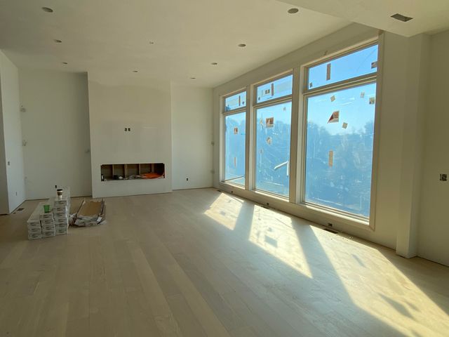 813 W Regello Drive, Nixa, MO 65714