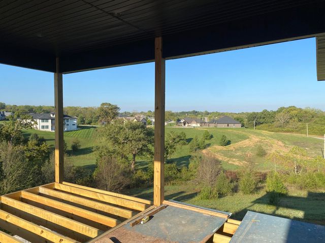 813 W Regello Drive, Nixa, MO 65714