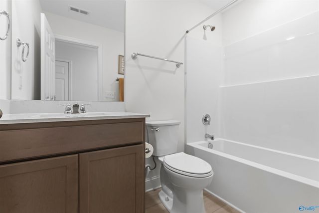 2136 NE Dawson Lane, Cullman, AL 35058