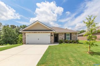 2136 NE Dawson Lane, Cullman, AL 35058
