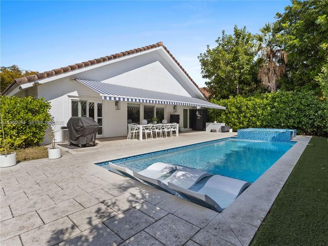 20550 NW 7th St, Pembroke Pines, FL 33029