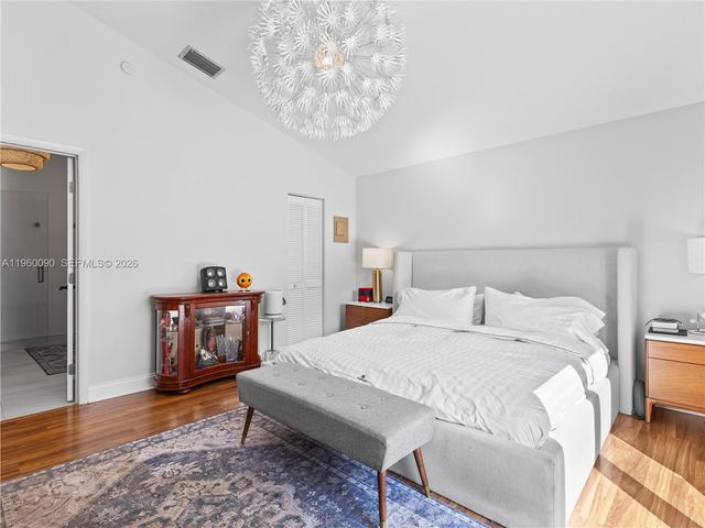 20550 NW 7th St, Pembroke Pines, FL 33029