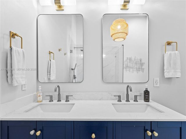 20550 NW 7th St, Pembroke Pines, FL 33029