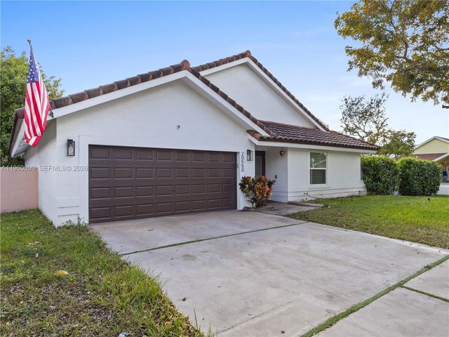 20550 NW 7th St, Pembroke Pines, FL 33029