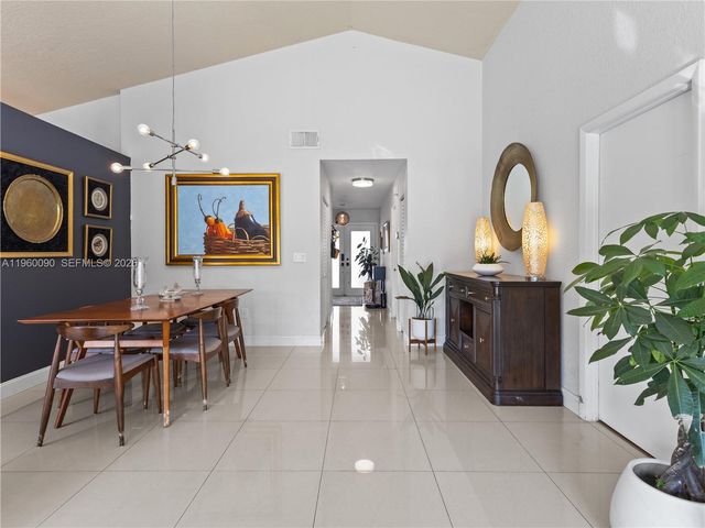 20550 NW 7th St, Pembroke Pines, FL 33029