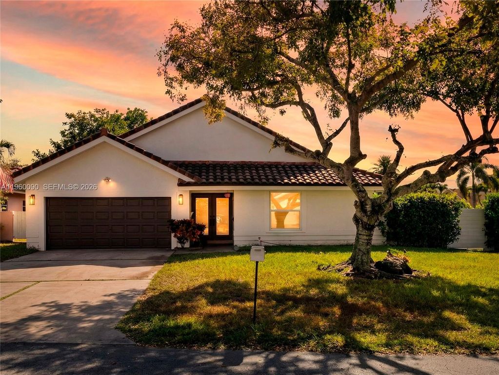 20550 NW 7th St, Pembroke Pines, FL 33029