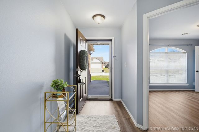 26196 E 86th Street S, Broken Arrow, OK 74014