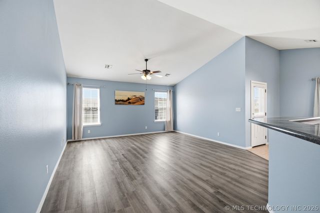 26196 E 86th Street S, Broken Arrow, OK 74014