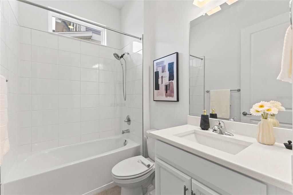 Image 29 of property listing at 5418 WAYFARER AVENUE, Apollo Beach, FL 33572
