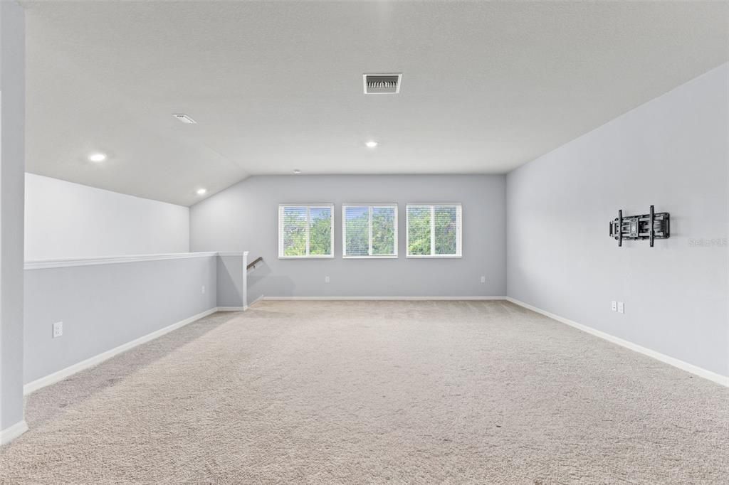 Image 43 of property listing at 5418 WAYFARER AVENUE, Apollo Beach, FL 33572