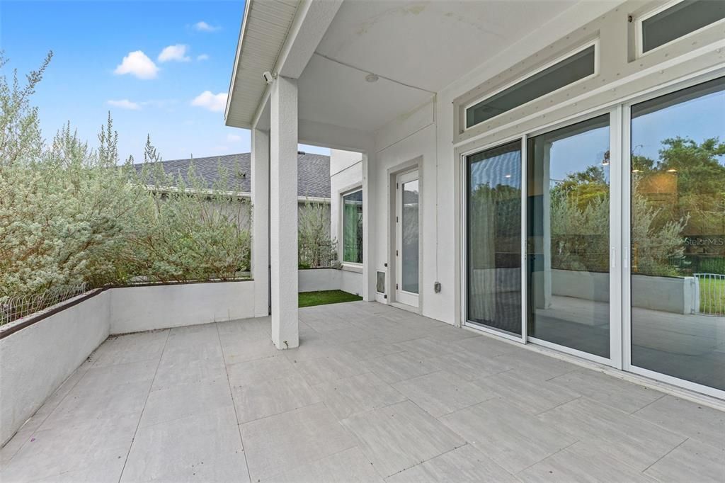 Image 6 of property listing at 5418 WAYFARER AVENUE, Apollo Beach, FL 33572