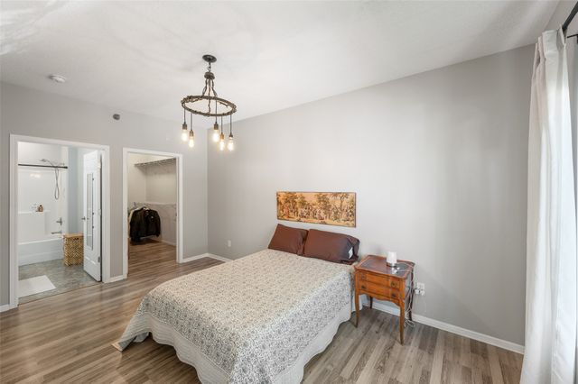 10325 Essex Drive 11, Johnston, IA 50131