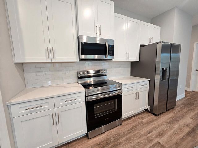 87 VINCA STREET, Homosassa, FL 34446