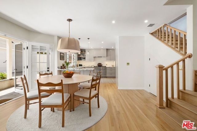14640 Tustin Street, Sherman Oaks, CA 91403