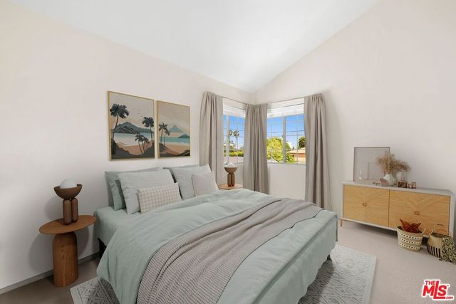 14640 Tustin Street, Sherman Oaks, CA 91403