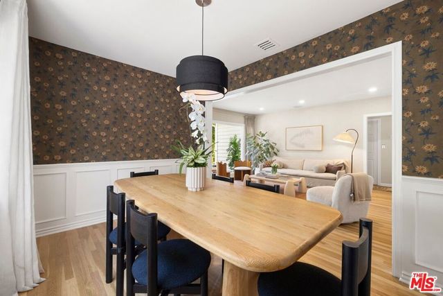 14640 Tustin Street, Sherman Oaks, CA 91403