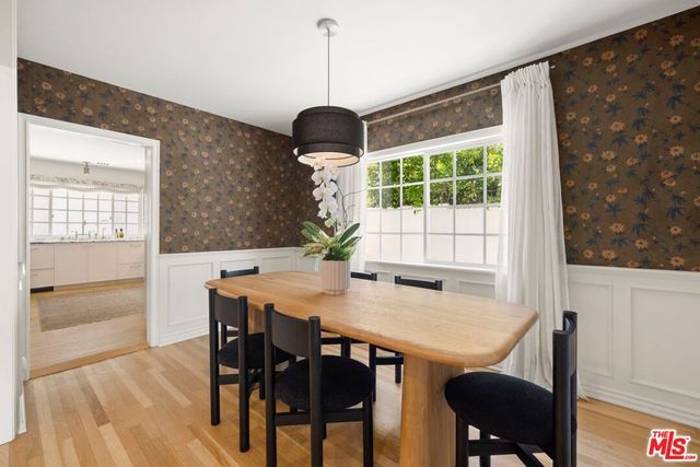 14640 Tustin Street, Sherman Oaks, CA 91403