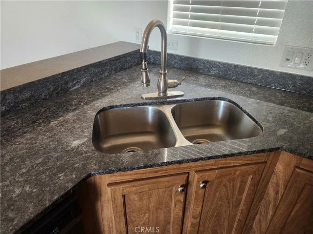 60784 Stagemans Road, Landers, CA 92285