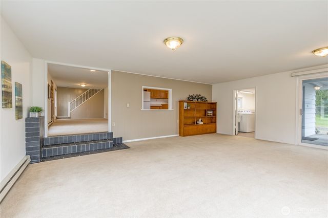 9229 S 200th Street, Kent, WA 98031