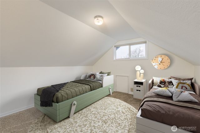 9229 S 200th Street, Kent, WA 98031