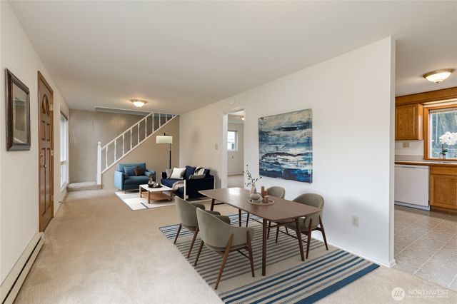 9229 S 200th Street, Kent, WA 98031