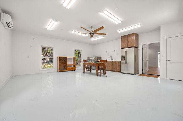 6028 MUSTANG VALLEY TRL, Wimberley, TX 78676