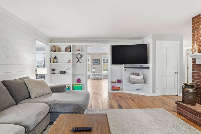 4650 Silver Spur Road, Bettendorf, IA 52722